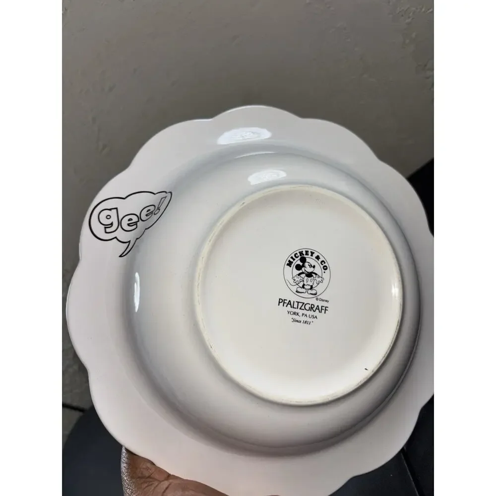 2 Vtg Pfaltzgraff Disney Mickey & Co. Mini Mouse Rimmed Soup Bowl Scalloped Edge